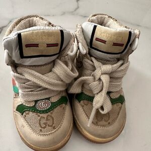 Gucci Kids Screener Hi Top Sneakers Logo Distressed